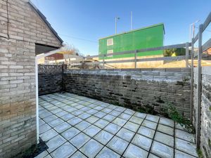 Photo 22- click for photo gallery